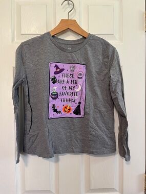 Gray Long-Sleeve Kids Tee with Purple Halloween Graphic